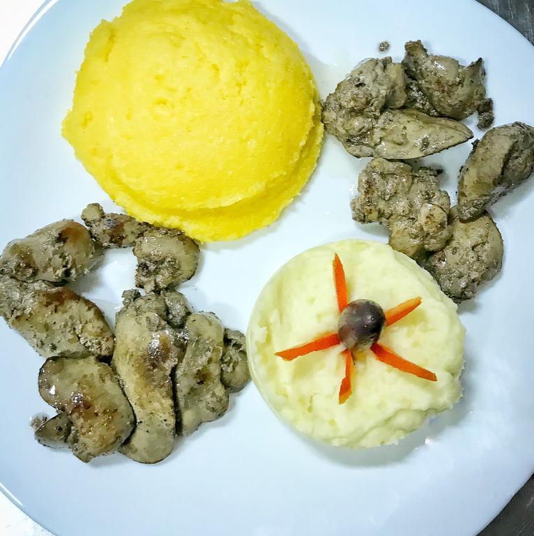 Poiana Teiului 本斯尼基纳宾馆酒店 外观 照片